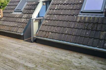 ** Nicht von der Stange - sanierte Maisonettewohnung ** 3 zimmer