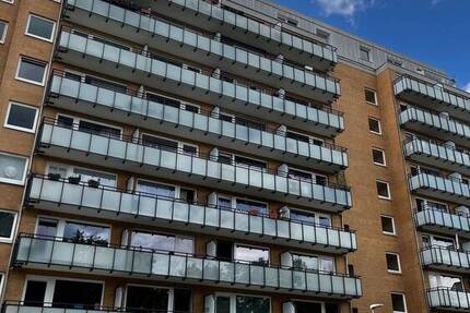 1-Zimmer-Single-Wohnung, 35 m² in Halstenbek! Zentral Nähe S-Bahn, BESICHTIGUNG: Dienstag, den 10.06.2025 um 18.00 Uhr