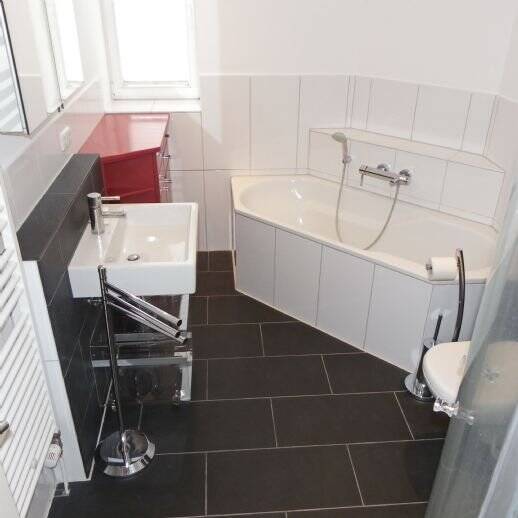 Etagenwohnung Hamburg Uhlenhorst - 3 Zimmer, 92 m&sup2;, 2.500&euro; | Angebot:26862791