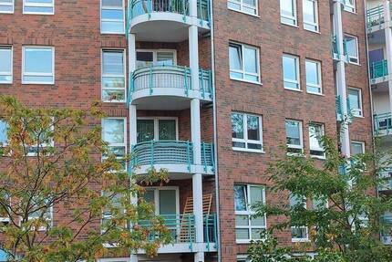 Käuferprovisionsfrei: Vermietete 2 Zi-ETW mit Balkon!