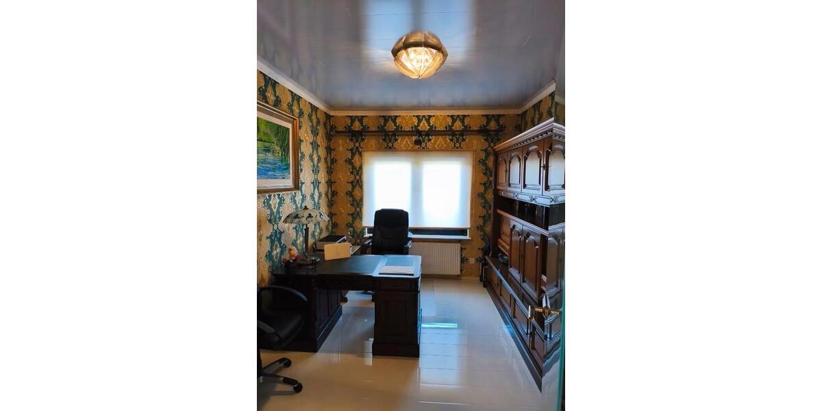 Einfamilienhaus Hamburg Langenhorn - 7 Zimmer, 200 m&sup2;, 650.000&euro; | Angebot:26905974