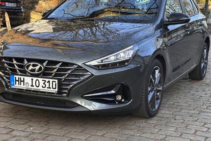 Hyundai i30 14.400 km 17.500 &euro; Hamburg 22299