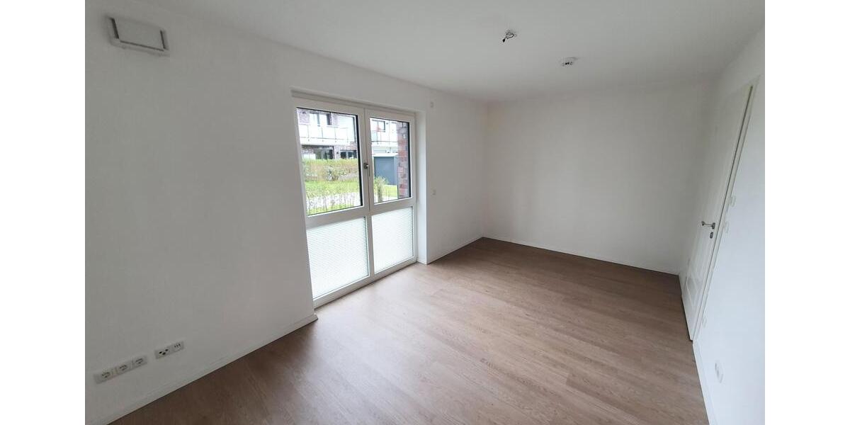 Etagenwohnung Buxtehude - 2 Zimmer, 77 m&sup2;, 1.116&euro; | Angebot:26183948
