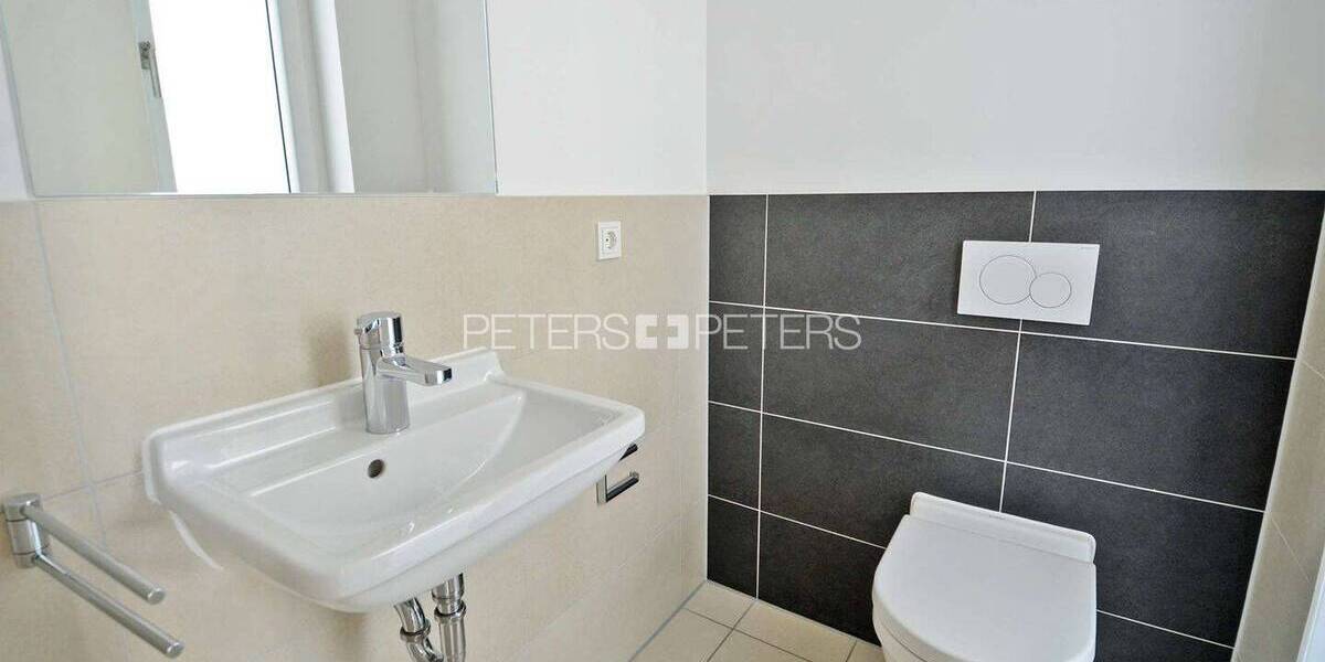 Doppelhaushälfte Hamburg Rissen - 4 Zimmer, 165 m&sup2;, 2.749&euro; | Angebot:26572615