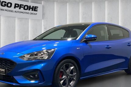 Ford Focus 27.769 km 21.950 € Hamburg 22335