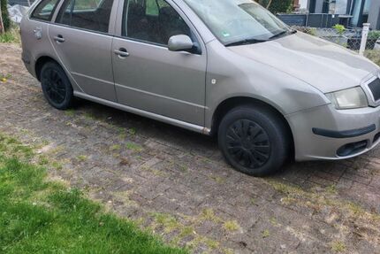 Skoda Fabia 230.000 km 800 &euro; Geesthacht 21502