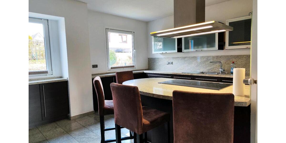 Etagenwohnung Seevetal - 3 Zimmer, 145 m&sup2;, 1.850&euro; | Angebot:26251174