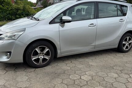 Toyota Verso 269.000 km 4.500 &euro; Stelle 21435