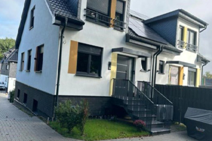 Moderne Immobilie an der Grenze zu Hamburg