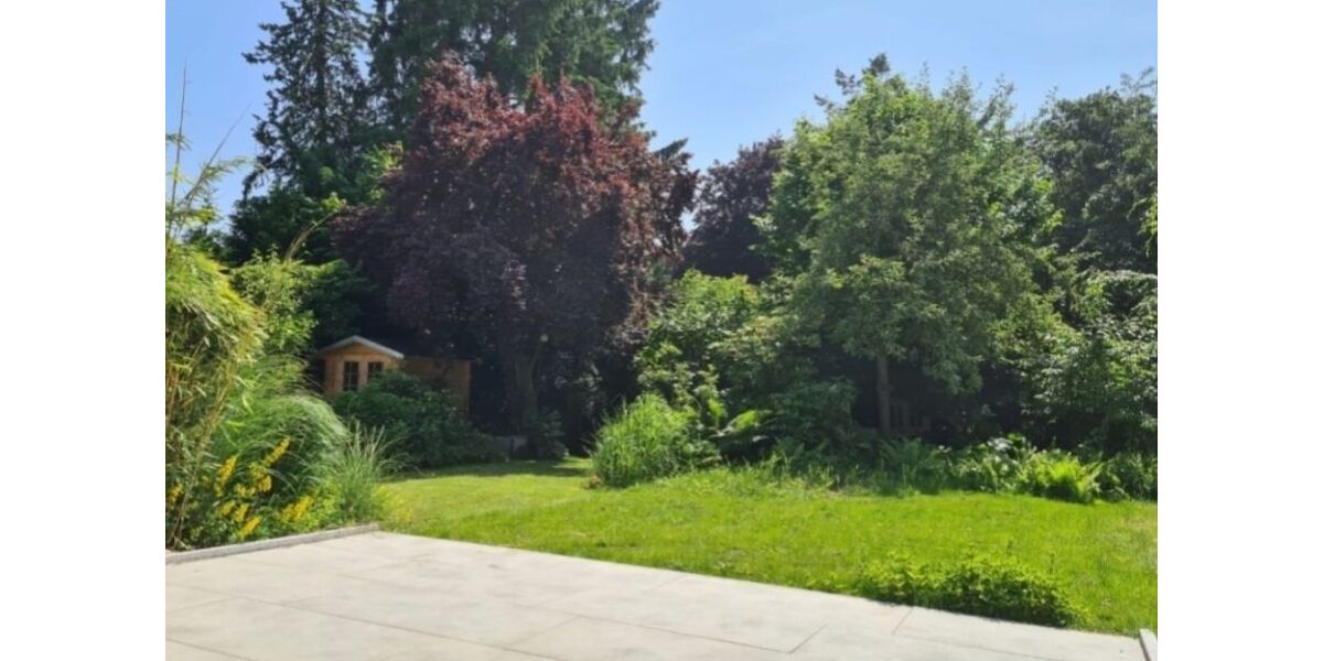 Provisionsfrei* Sonniger Garten mit modernem Traumhaus nahe Internationale Schule - Reihenmittelhaus Hamburg Altona | Angebot:26227930