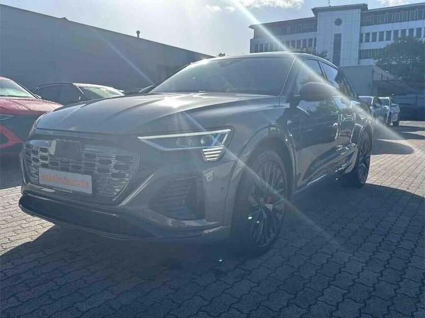 Q8 e-tron