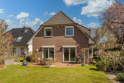 Haus Hamburg Schnelsen - 5 Zimmer, 131 m&sup2;, 850.000&euro; | Angebot:26291875