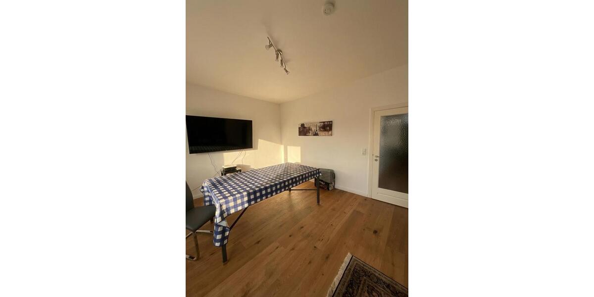 Erdgeschoßwohnung Hamburg Wandsbek - 5 Zimmer, 167 m&sup2;, 2.600&euro; | Angebot:26254739