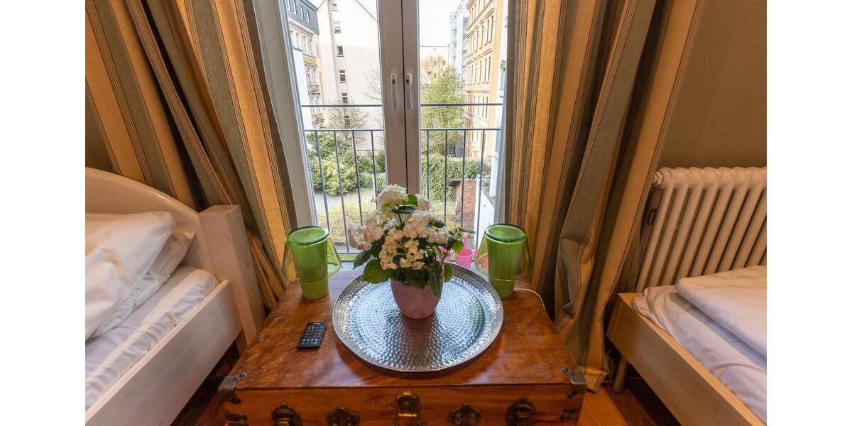 Etagenwohnung Hamburg Altstadt - 5 Zimmer, 151 m&sup2;, 4.250&euro; | Angebot:26267395