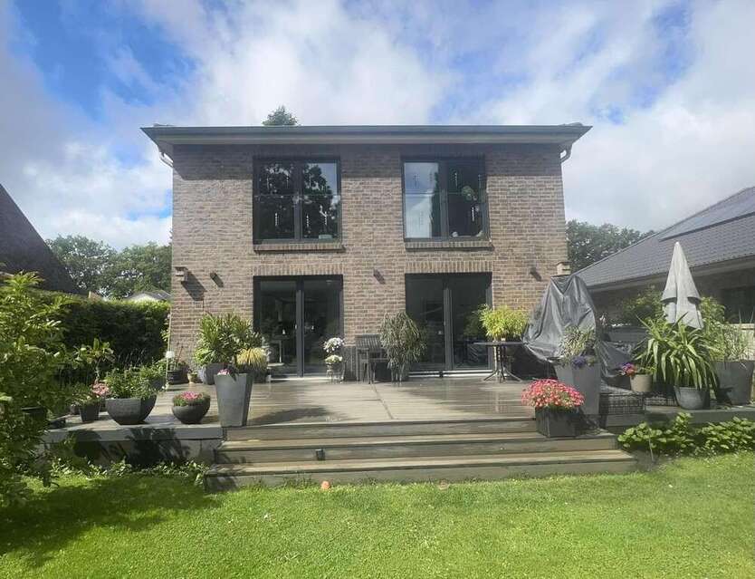 Haus zum Kaufen in Hamburg 1.100.000 € 165 m²