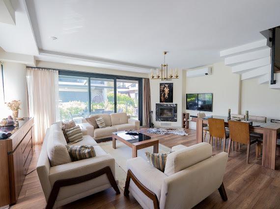 Villa Hamburg Sternschanze - 4 Zimmer, 160 m&sup2;, 370.000&euro; | Angebot:27281143