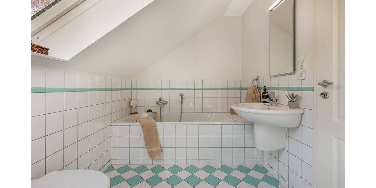 Einfamilienhaus Hamburg Marienthal - 8 Zimmer, 187 m&sup2;, 1.290.000&euro; | Angebot:26556382