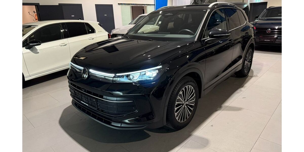 VW Tiguan 25.390 km 35.490 &euro; Tornesch 25436