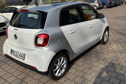 Smart ForFour 83.000 km 8.490 &euro; Hamburg 21075