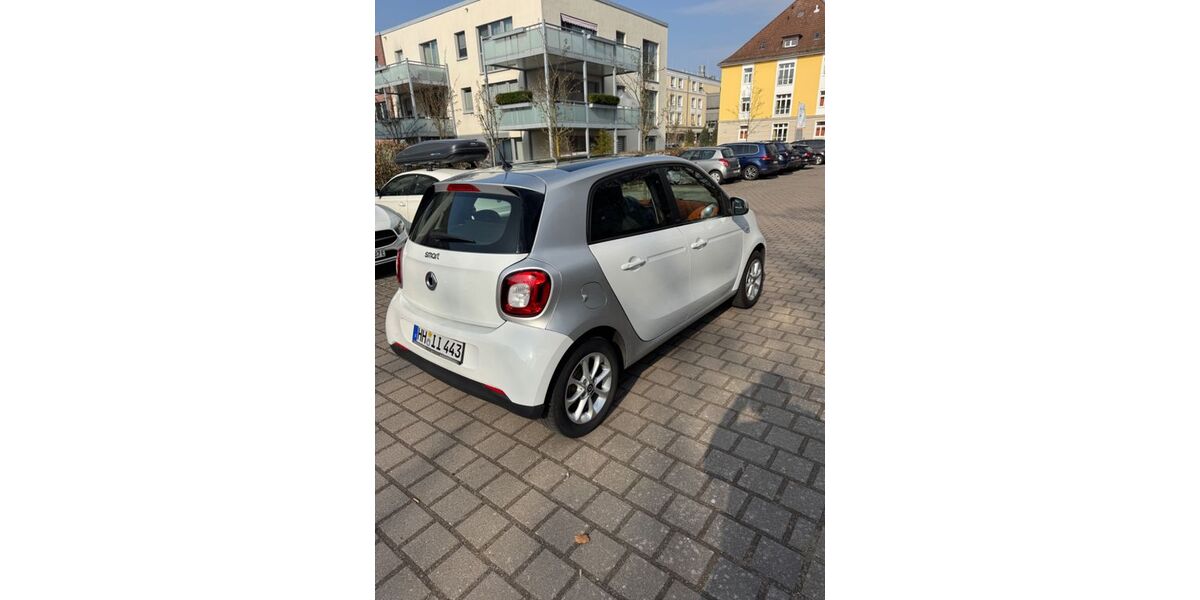 Smart ForFour 83.000 km 8.490 &euro; Hamburg 21075
