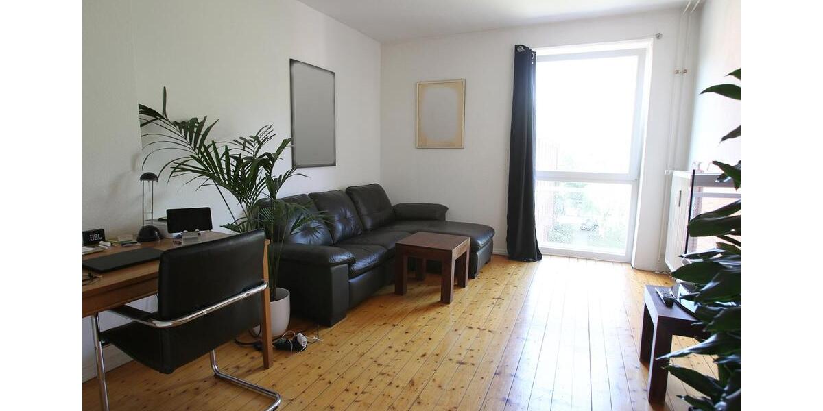 Möblierte 2 Zimmer Wohnung mit sonnigem Balkon zur Untermiete 2 zimmer