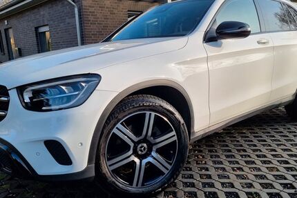Mercedes-Benz GLC 200 22.843 km 38.900 &euro; Hamburg 21077