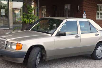 Mercedes-Benz 190 314.600 km 5.800 € Hamburg 22089