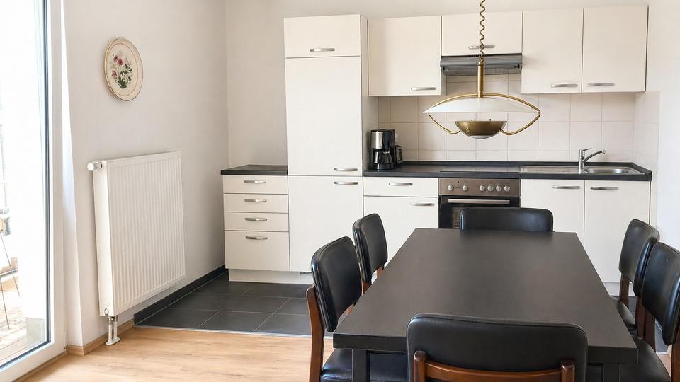 Einfamilienhaus Pinneberg - 2 Zimmer, 74 m&sup2;, 824&euro; | Angebot:26387767