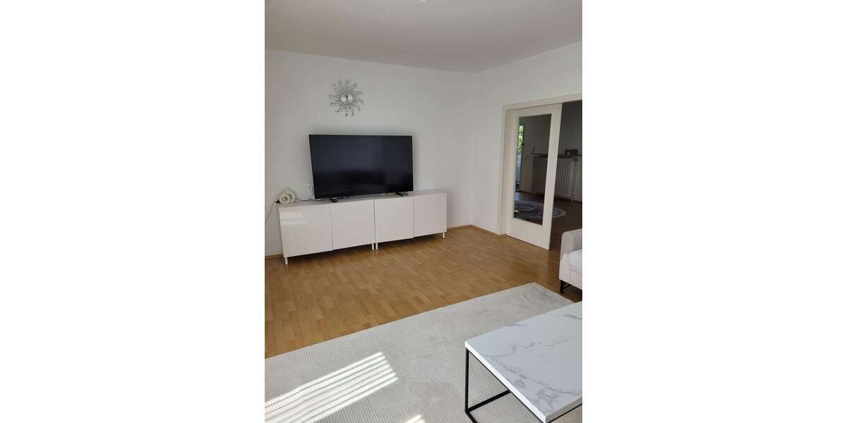 Etagenwohnung Buxtehude - 4 Zimmer, 121 m&sup2;, 1.100&euro; | Angebot:27135334