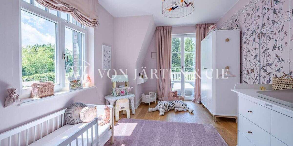 Klassisch. Komfort. Modern. Elbnah. 5 zimmer