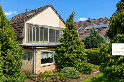 Rarität in Bestlage: Historischer Charme mit 2 Wohneinheiten, Wintergarten und sonnigem Grundstück - Haus Hamburg Wandsbek | Angebot:25365900