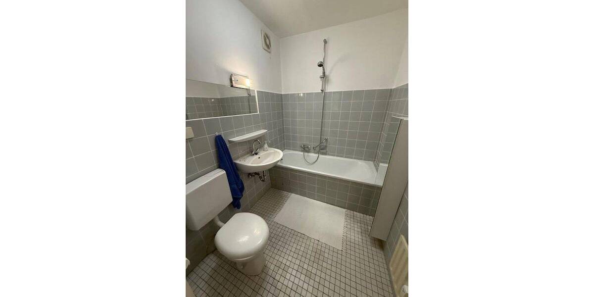 Etagenwohnung Hamburg Niendorf - 3 Zimmer, 82 m&sup2;, 1.350&euro; | Angebot:26886519