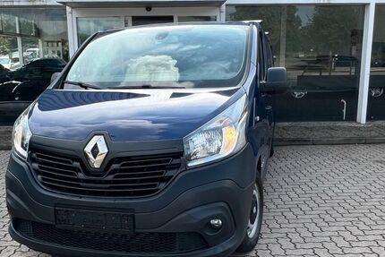 Renault Trafic 61.586 km 14.900 € Hamburg-Norderstedt 22851