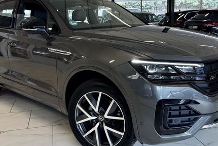 VW Touareg 88.447 km 43.990 &euro; Geesthacht bei Hamburg 21502