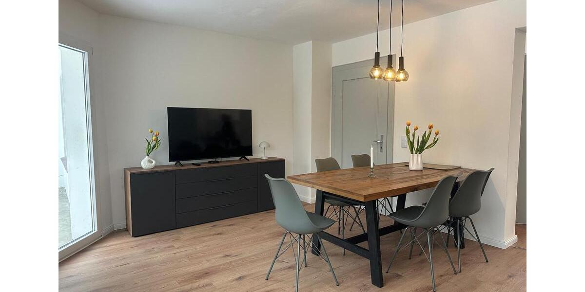 Etagenwohnung Ahrensburg - 4 Zimmer, 110 m&sup2;, 2.500&euro; | Angebot:26579116