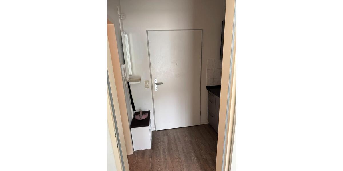 Erdgeschoßwohnung Hamburg Altona-Nord - 1 Zimmer, 21 m&sup2;, 900&euro; | Angebot:26413227
