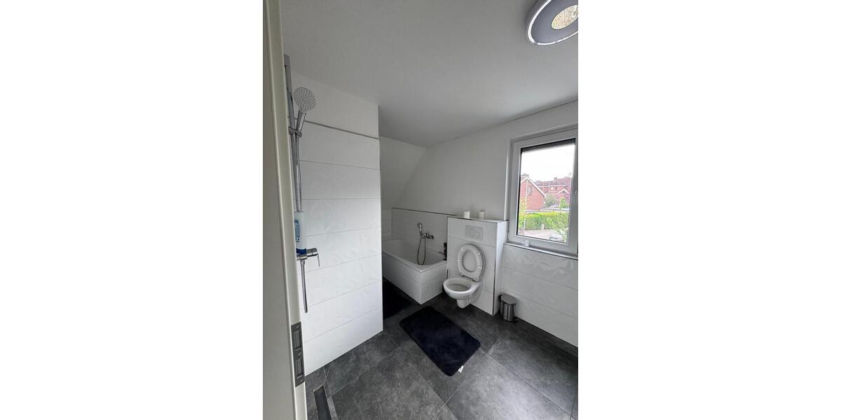 Doppelhaushälfte Uetersen - 4 Zimmer, 120 m&sup2;, 2.000&euro; | Angebot:26448307