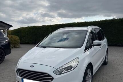 Ford Galaxy 132.022 km 9.000 &euro; Hamburg-Altona 22761