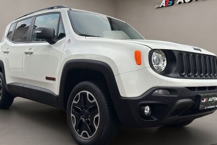 Jeep Renegade 148.800 km 14.650 &euro; Hamburg 22305