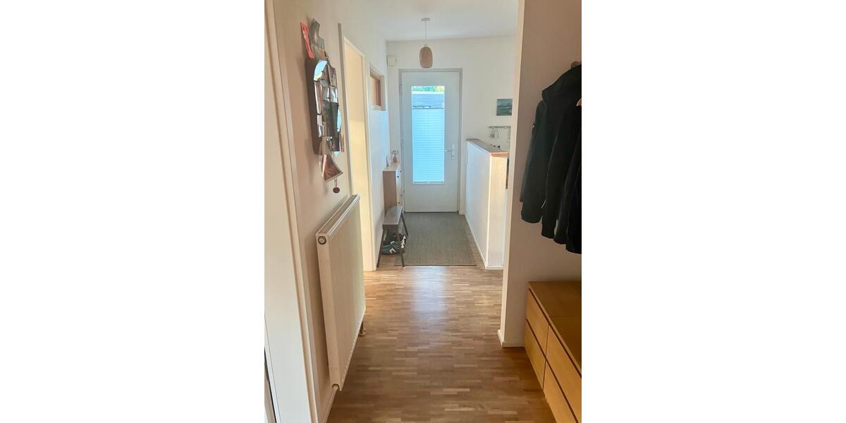 Dachgeschoßwohnung Ahrensburg - 3 Zimmer, 75 m&sup2;, 450.000&euro; | Angebot:27023905
