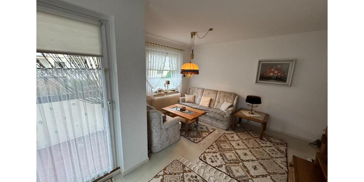 Schöne 3 Zimmer Wohnung+Tiefgaragenstellplatz in zentraler Lage 3 zimmer