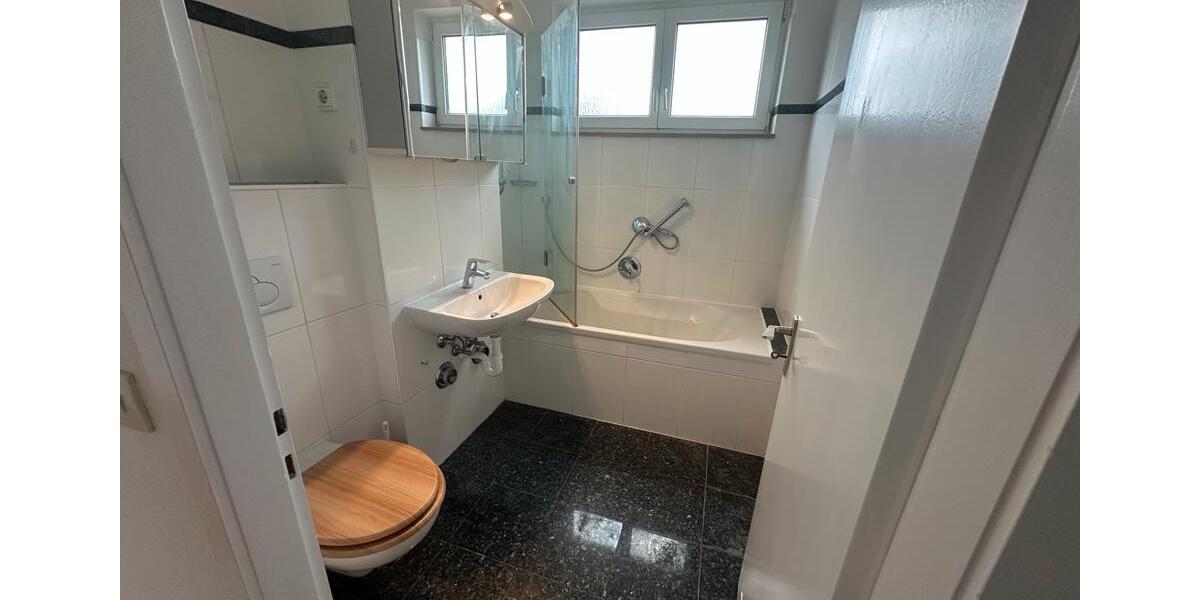 Etagenwohnung Pinneberg - 3 Zimmer, 66 m&sup2;, 166.000&euro; | Angebot:26872036