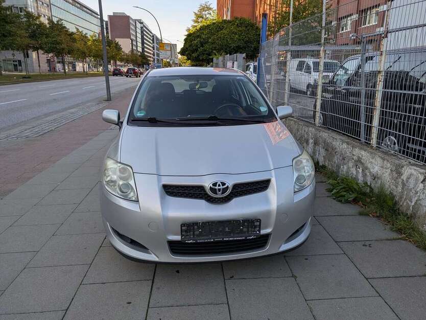 Toyota Auris 183.933 km 3.100 € Hamburg 20097