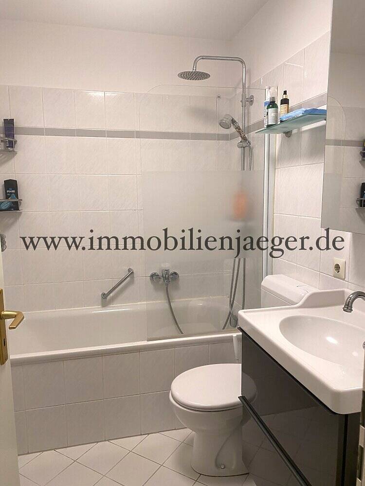 Zw. EKZ Herold-Center - Willy-Brandt-Park - Charmante Wohnung mit Balkon - 1.OG - TG-Platz möglich