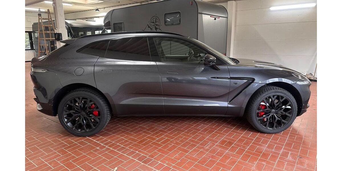 Aston Martin DBX 37.200 km 129.900 &euro; Hamburg 20253
