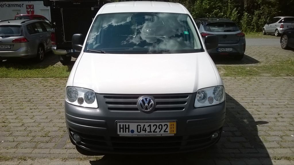 VW Caddy 147.800 km 4.950 &euro; Hamburg 22049