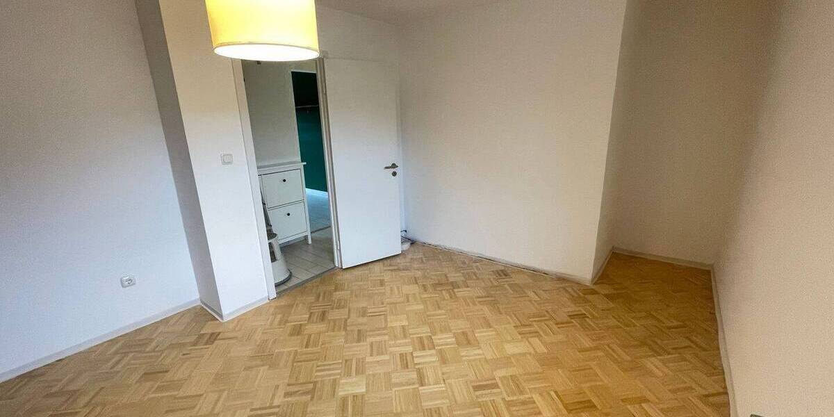 Reihenmittelhaus Hamburg Farmsen-Berne - 3 Zimmer, 105 m&sup2;, 1.650&euro; | Angebot:26798854