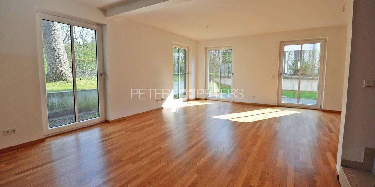 Doppelhaushälfte Hamburg Rissen - 4 Zimmer, 165 m&sup2;, 2.749&euro; | Angebot:26572615