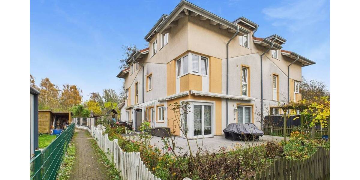 *RESERVIERT* Stilvolles Reiheneckhaus mit Wohlfühlfaktor und großem Grundstück! 5 zimmer