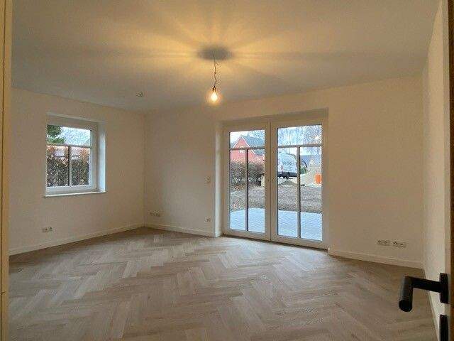 3-Zi-Neubau-Wohnung Kirchwerder Hausdeich in 21037 Hamburg - Ein Angebot von IVD-HAUSVERWALTUNG GERD VON DER HEIDE Immobilien GmbH 3 zimmer